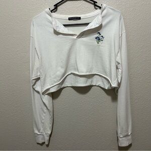 Brandy Melville Ultra Cropped Long Sleeve Flower Emblem Tee White OS Best For S